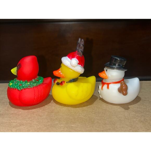 NEW (3) Christmas Reindeer Snowman Redbird 2" Rubber Ducks Duckies Jeep Ducked - Picture 2 of 5
